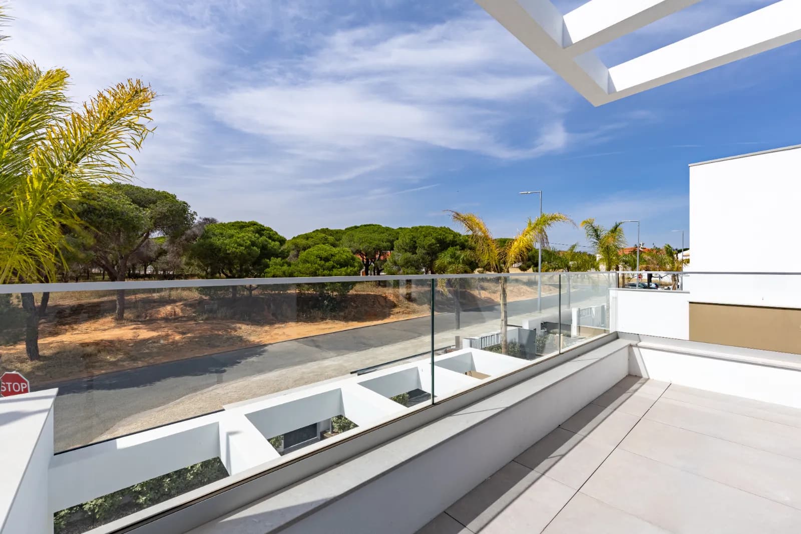 New 3-bedroom villa with private swimming pool between Vilamoura and the Algarve beaches gallery 12