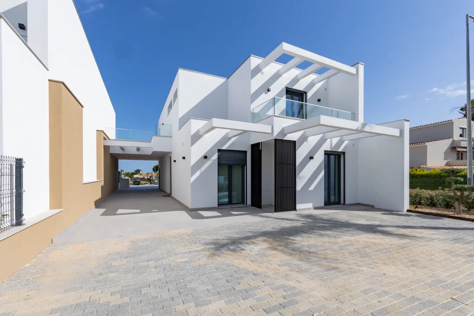 New 3-bedroom villa with private swimming pool between Vilamoura and the Algarve beaches gallery 41
