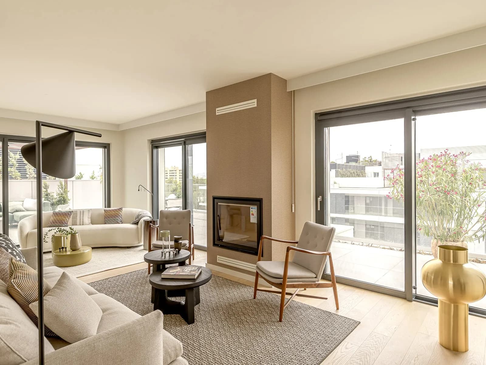DUUO Skyline Collection gallery photo 39