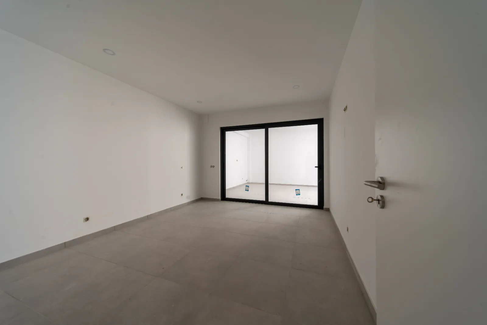 Moradia T3+1 Nova com Piscina Privada em Gambelas, Faro gallery 19