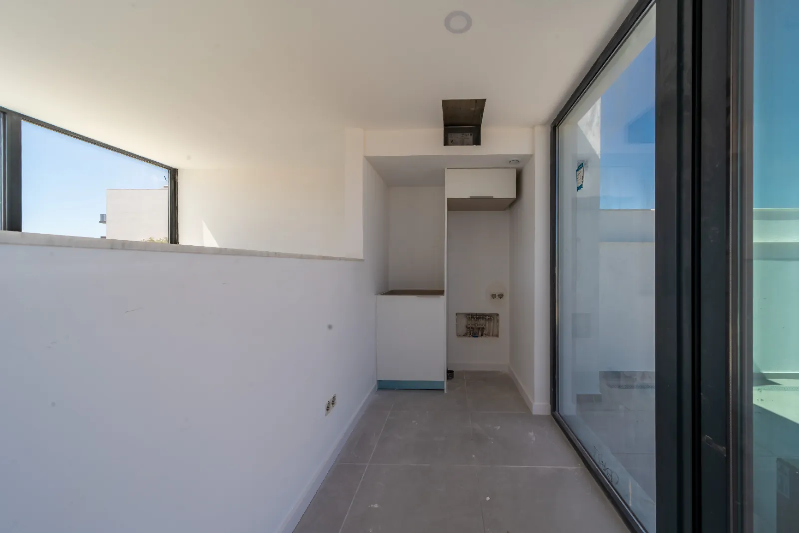 Moradia T3+1 Nova com Piscina Privada em Gambelas, Faro gallery 31