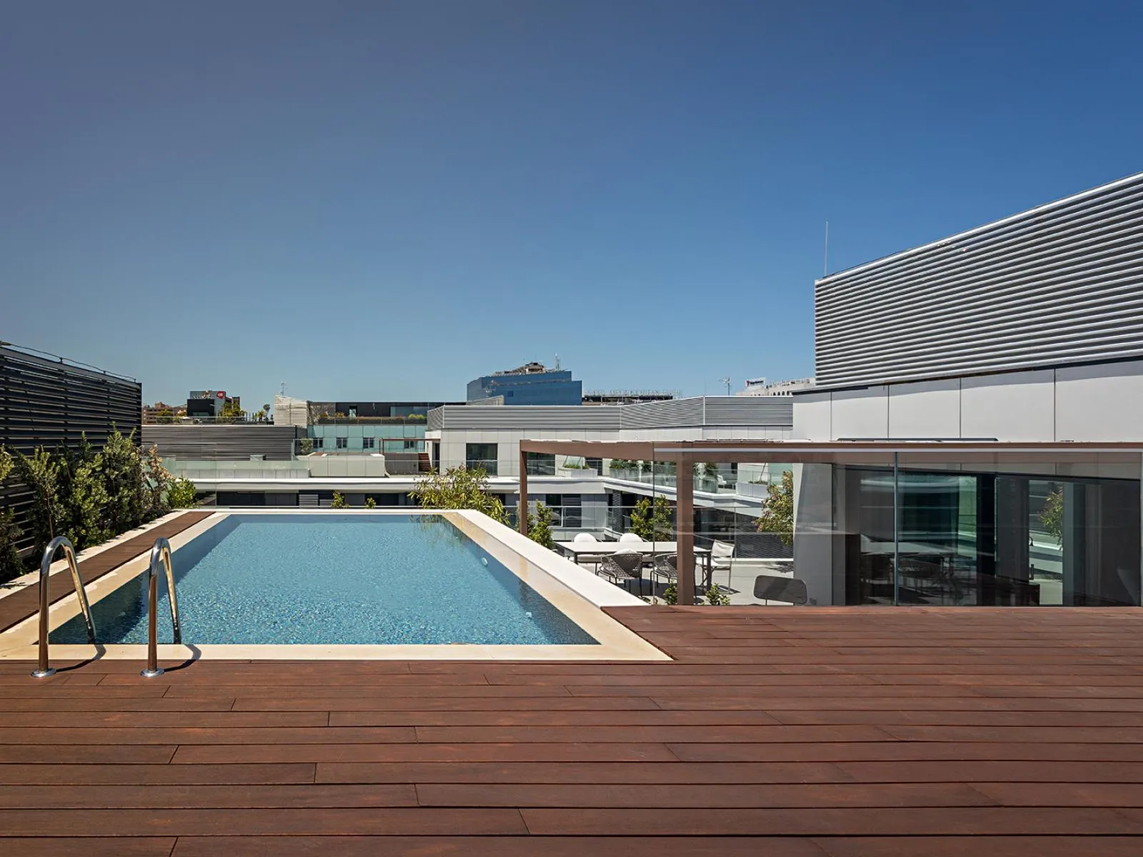 DUUO Skyline Collection gallery photo 75