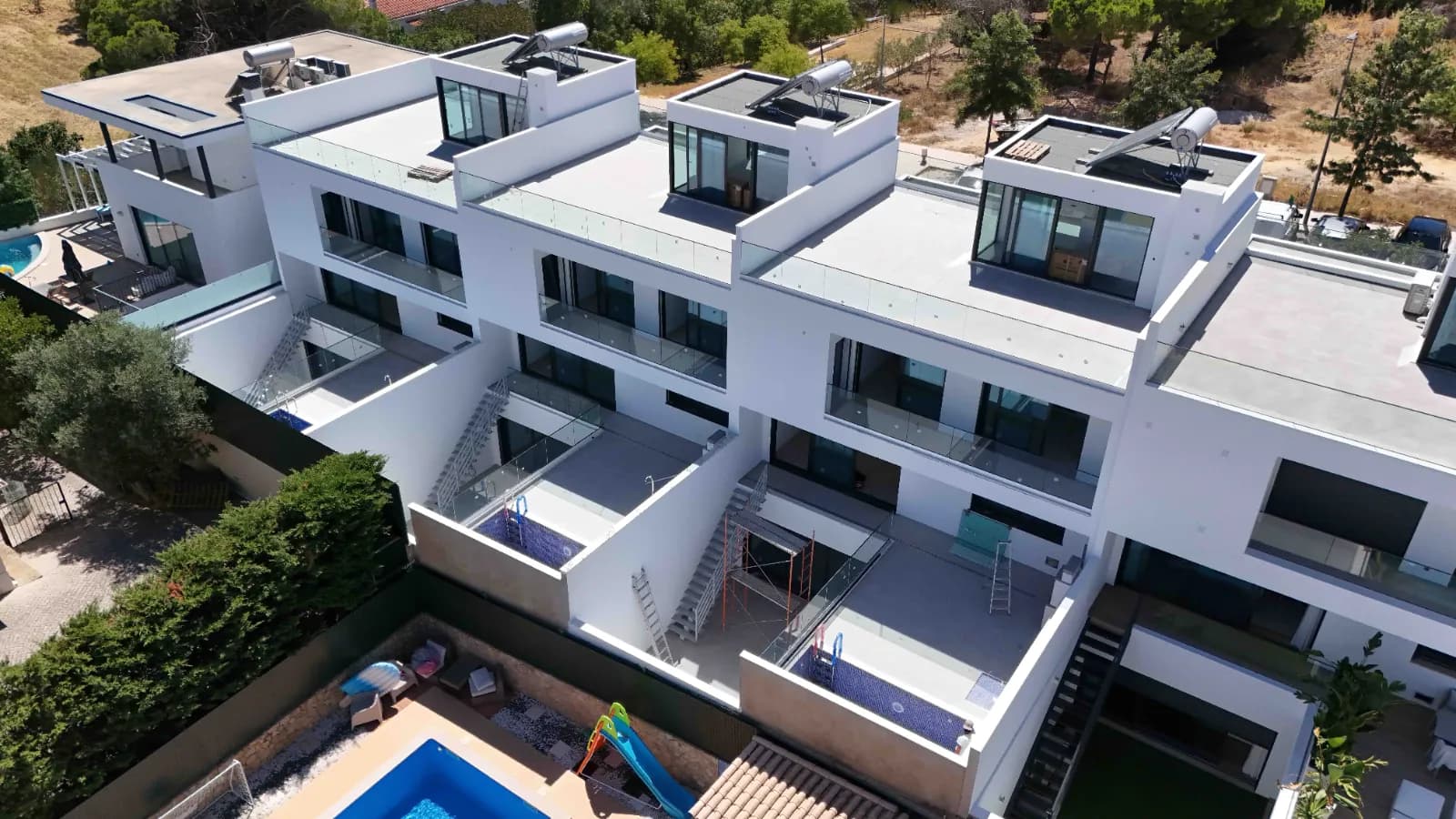 Moradia T3+1 Nova com Piscina Privada em Gambelas, Faro gallery 14
