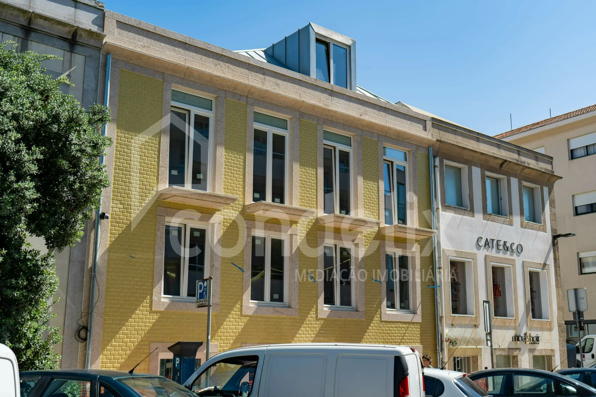 New flats in Foz, second row from the sea gallery 5