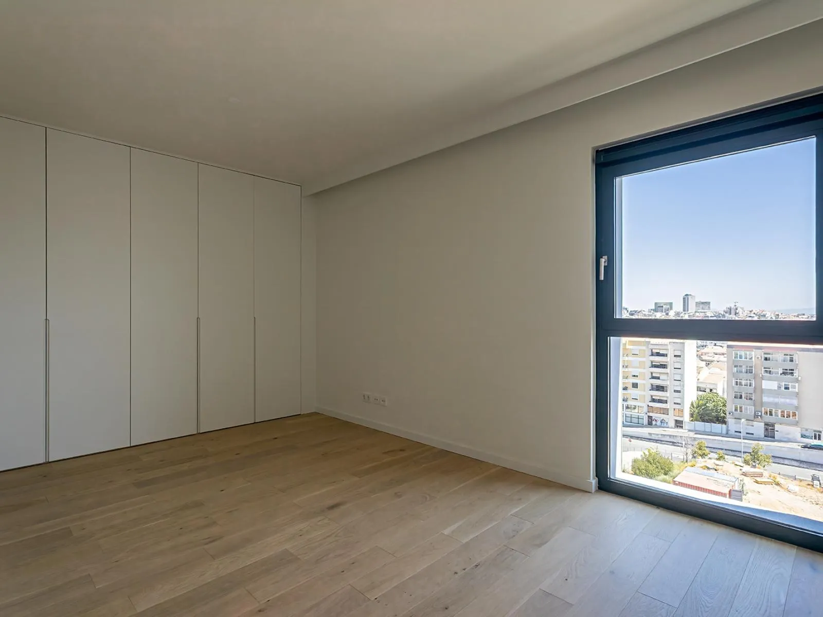 DUUO Skyline Collection gallery photo 10