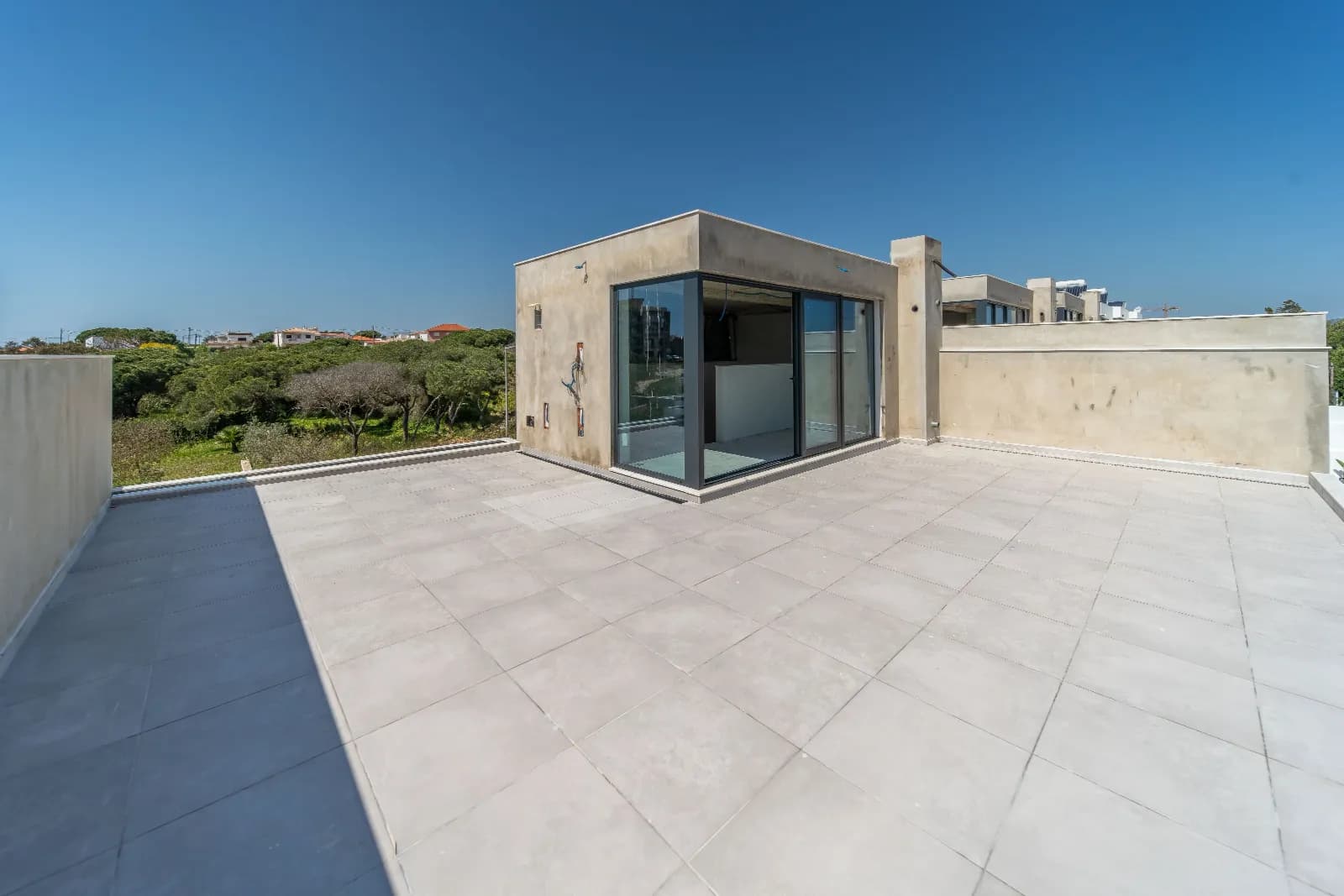 Moradia T3+1 Nova com Piscina Privada em Gambelas, Faro gallery 12