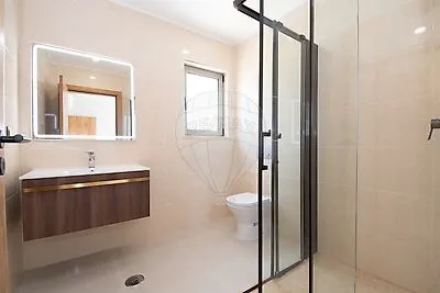 Detached Luxury Villa with Sea Views in Albufeira gallery 13