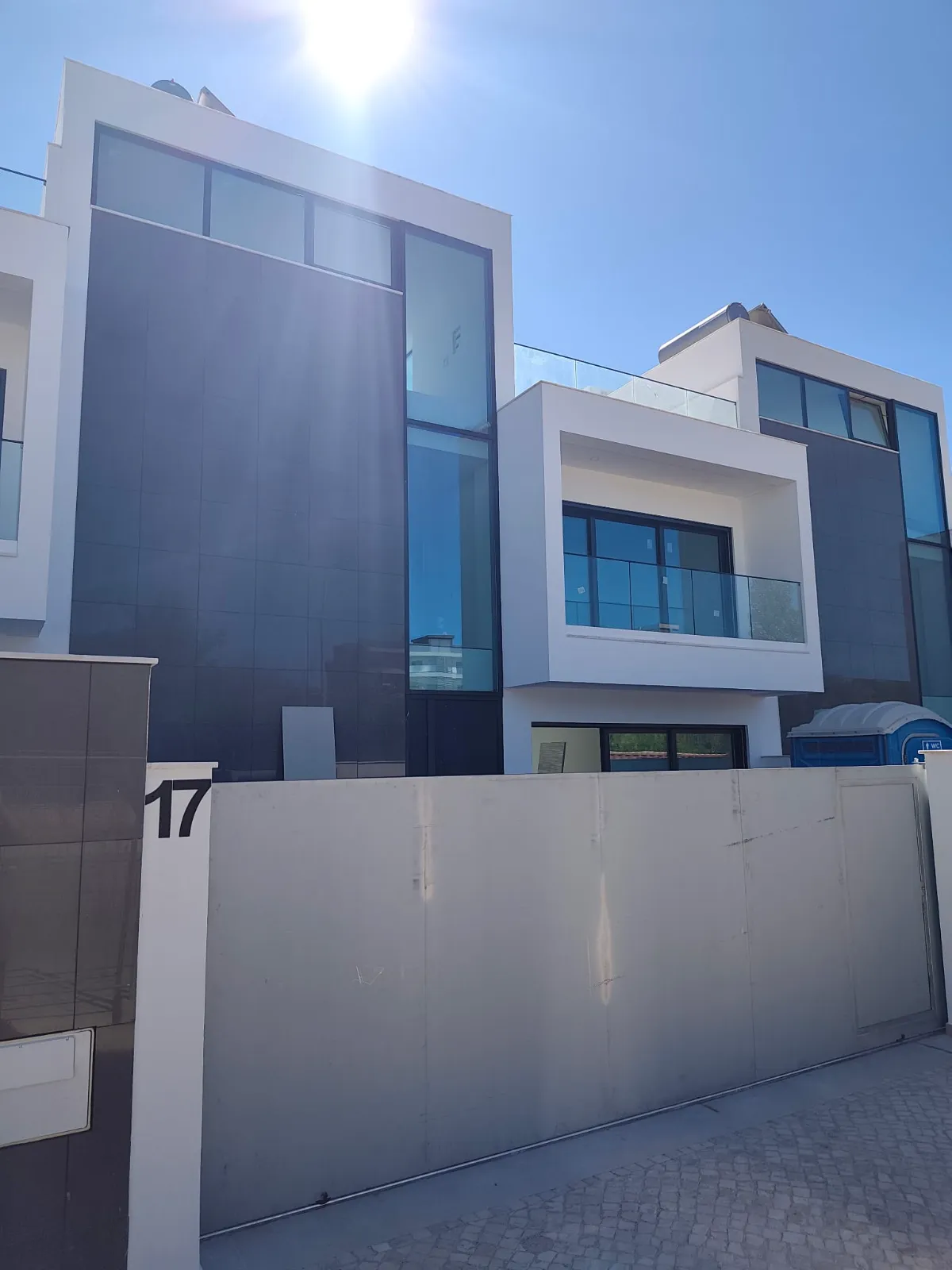 Moradia T3+1 Nova com Piscina Privada em Gambelas, Faro gallery 35