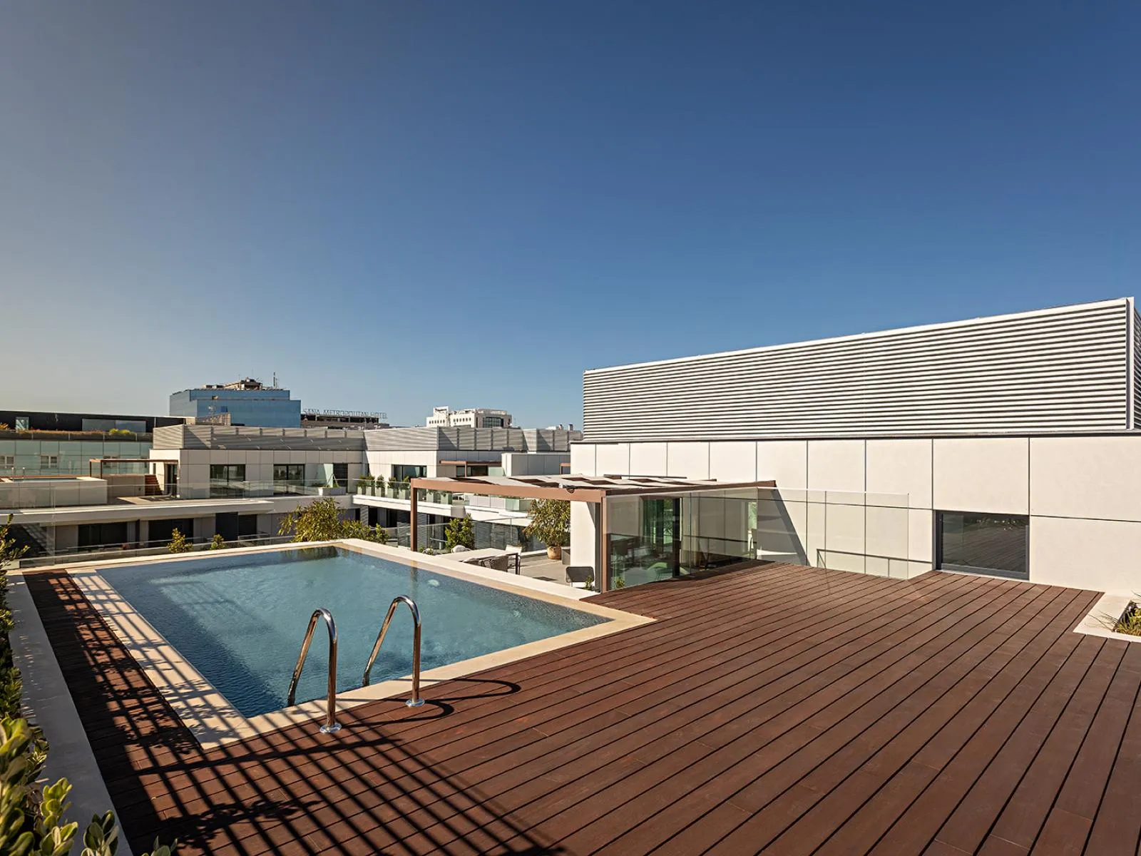 DUUO Skyline Collection gallery photo 70