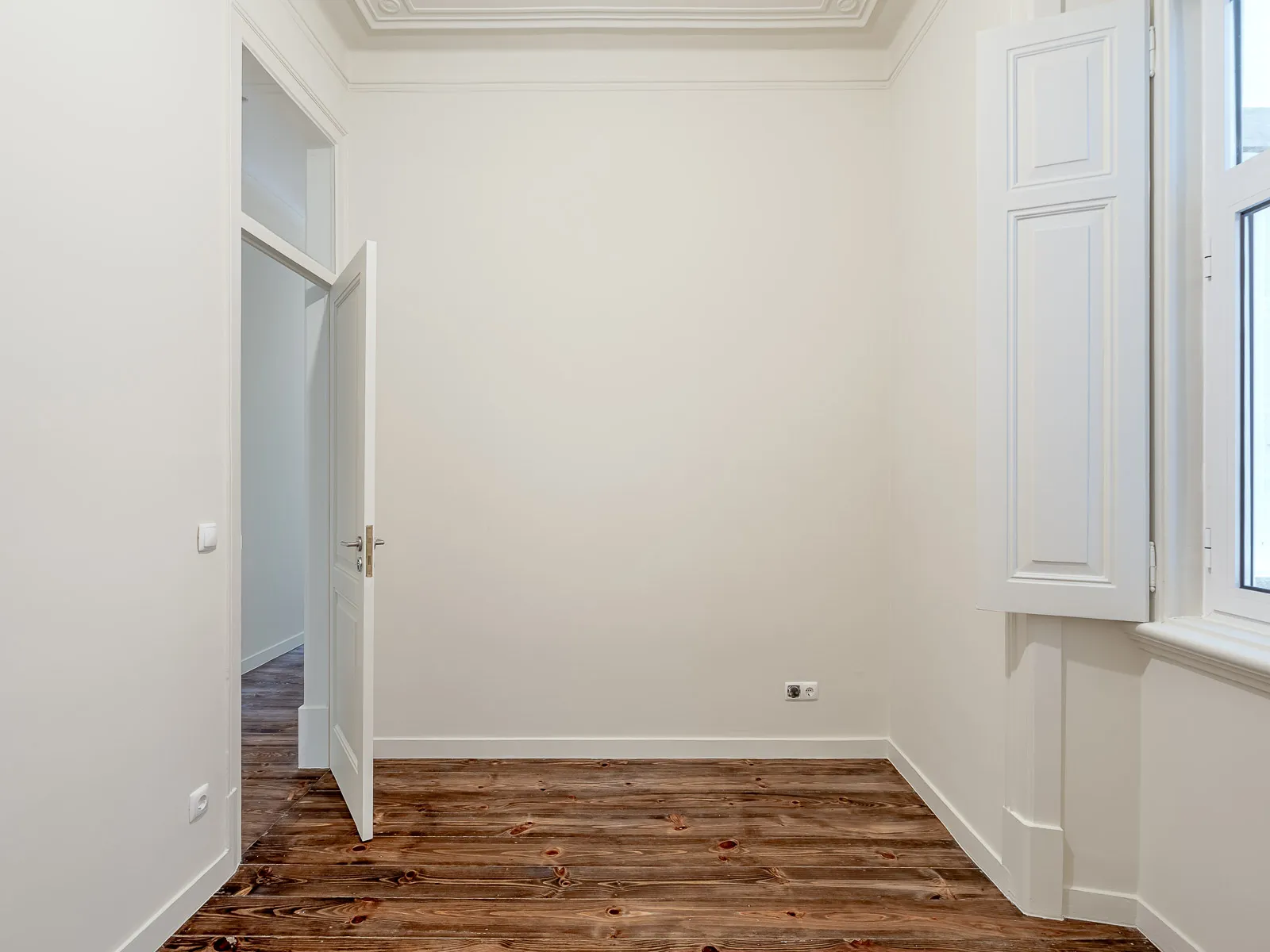 The Twelve gallery photo 28