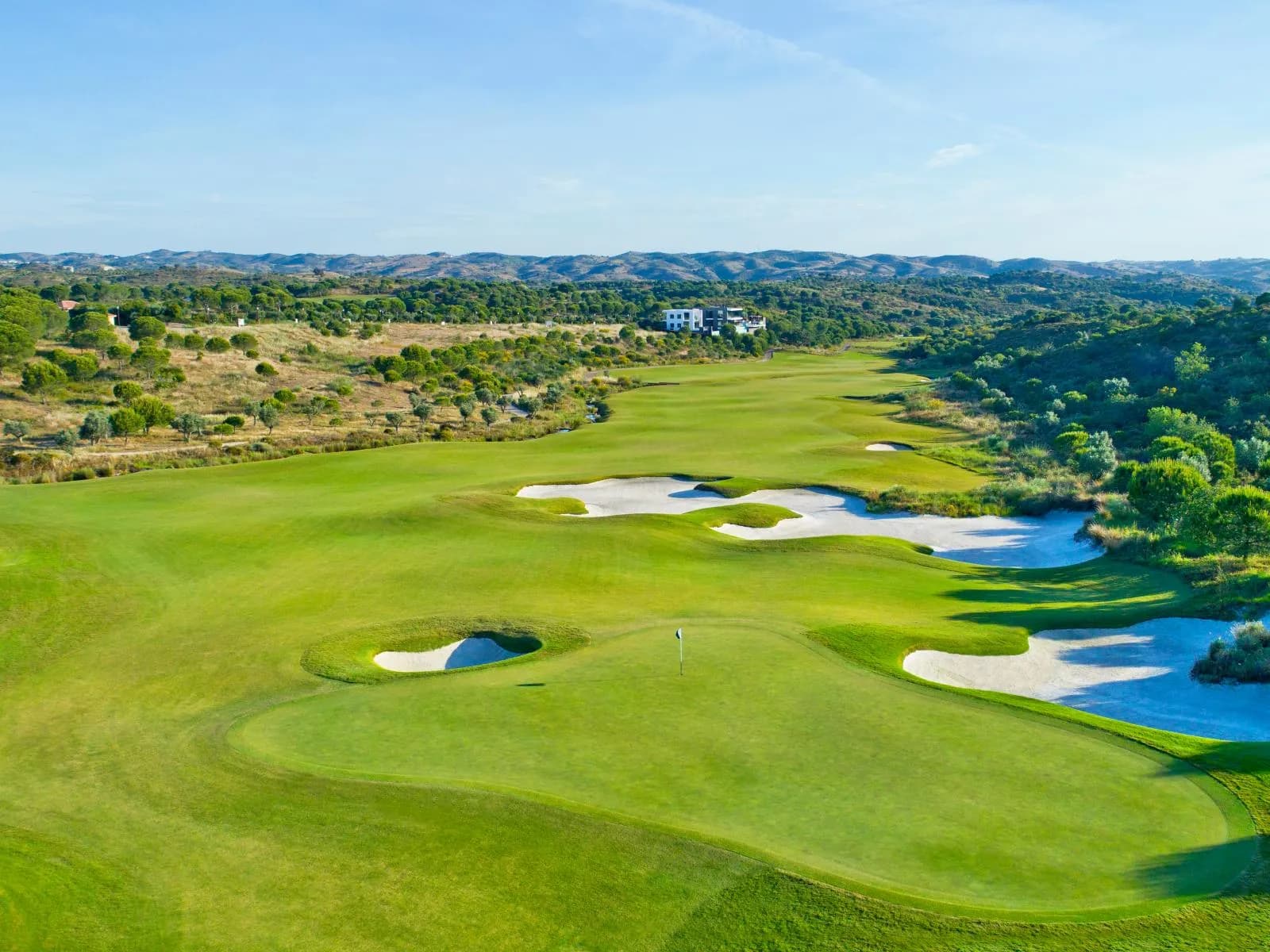 Monte Rei Golf – Clubhouse Residences gallery photo 13