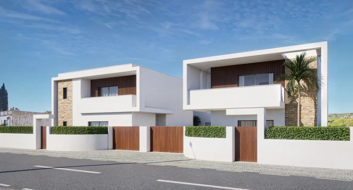 NEW Contemporary Detached House, with swimming pool and garden gallery 5