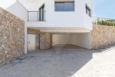 Detached Luxury Villa with Sea Views in Albufeira gallery 9