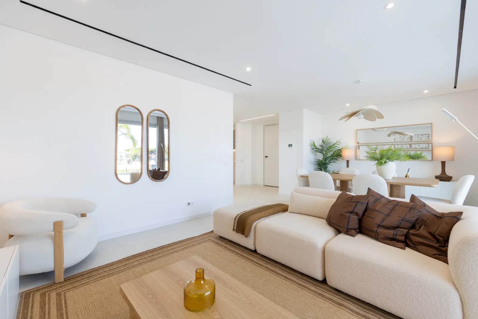 New 3-bedroom villa with private swimming pool between Vilamoura and the Algarve beaches gallery 4