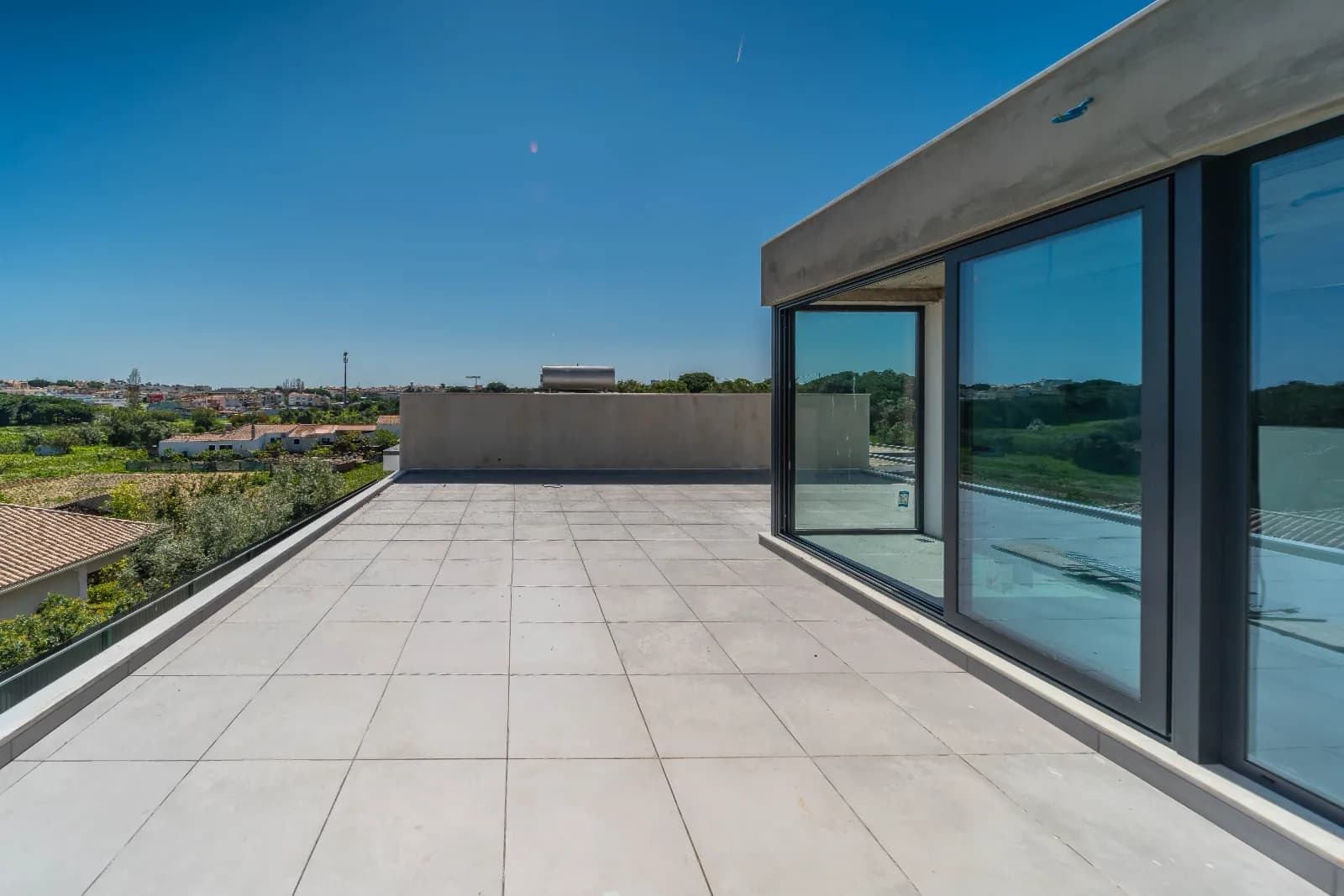 Moradia T3+1 Nova com Piscina Privada em Gambelas, Faro gallery 13