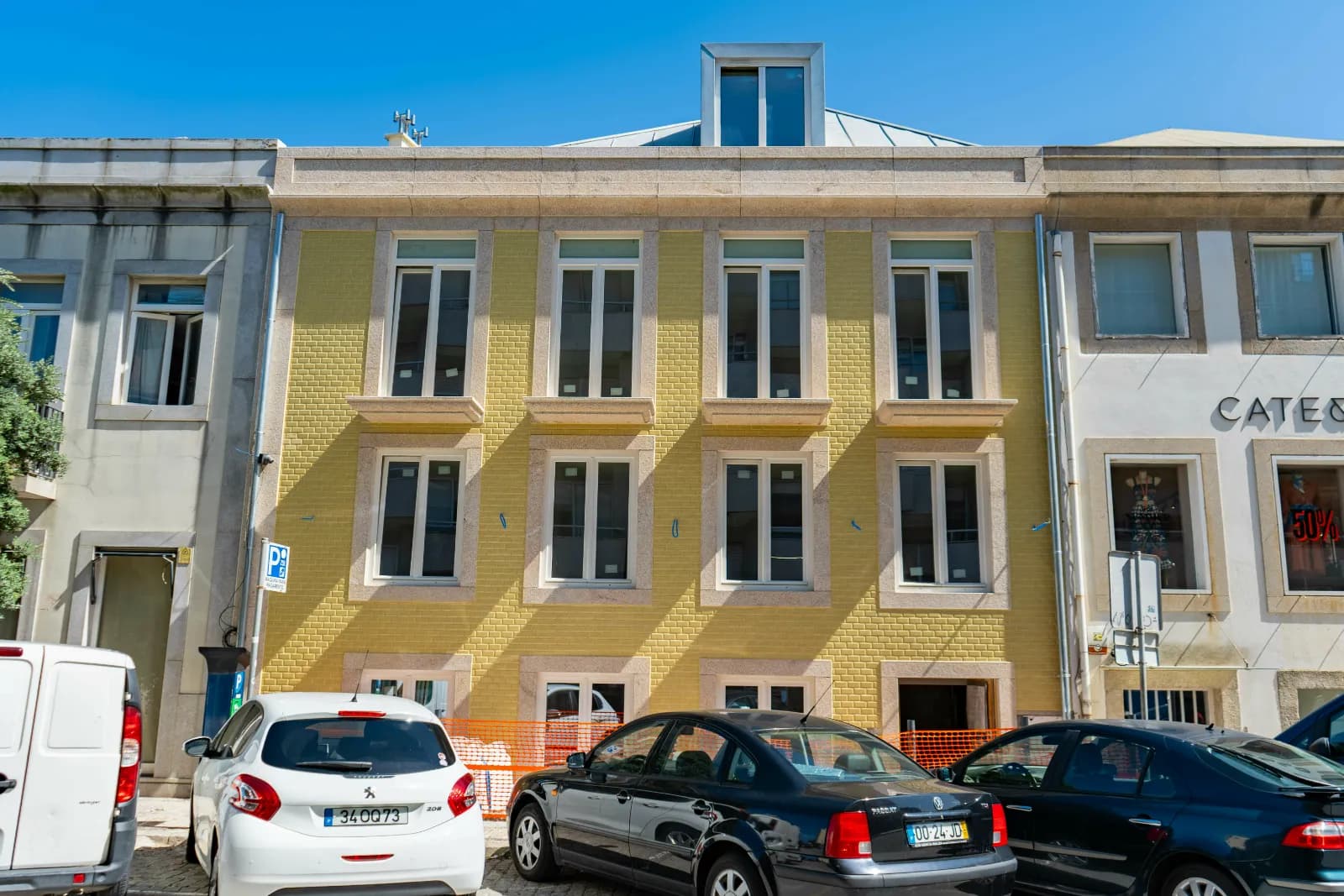 New flats in Foz, second row from the sea gallery photo 7