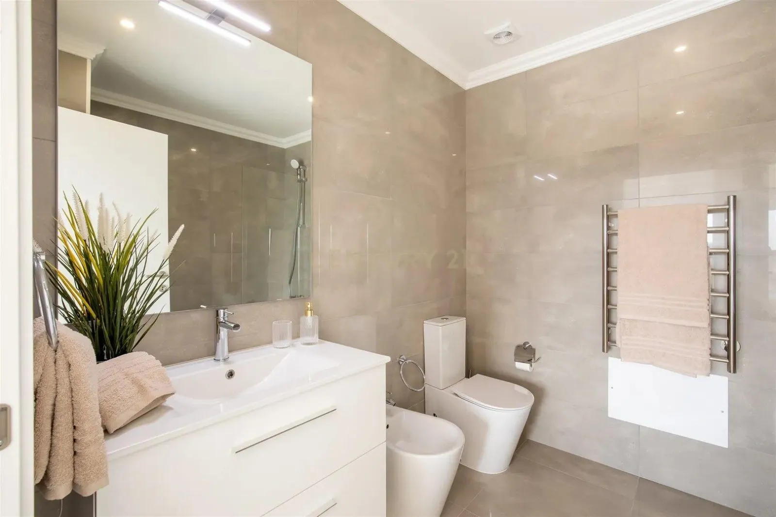 Bayview Village - Exclusive T3+1 Townhouses at Boavista Golf & Spa gallery 12