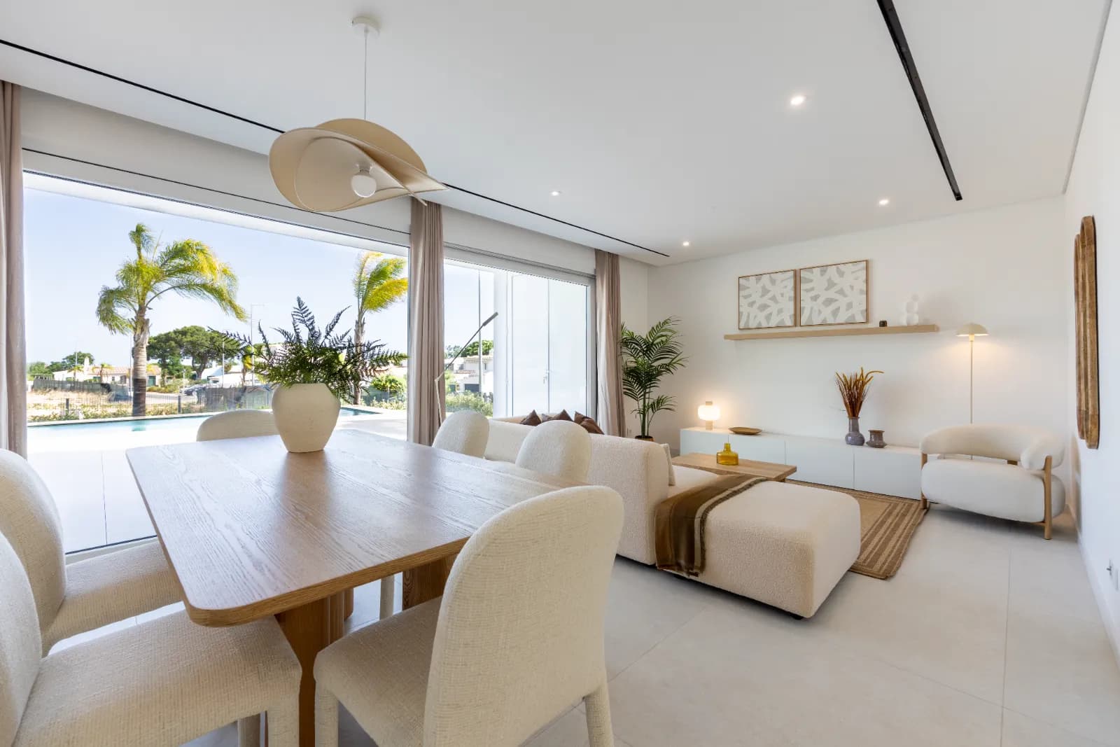 New 3-bedroom villa with private swimming pool between Vilamoura and the Algarve beaches gallery 3