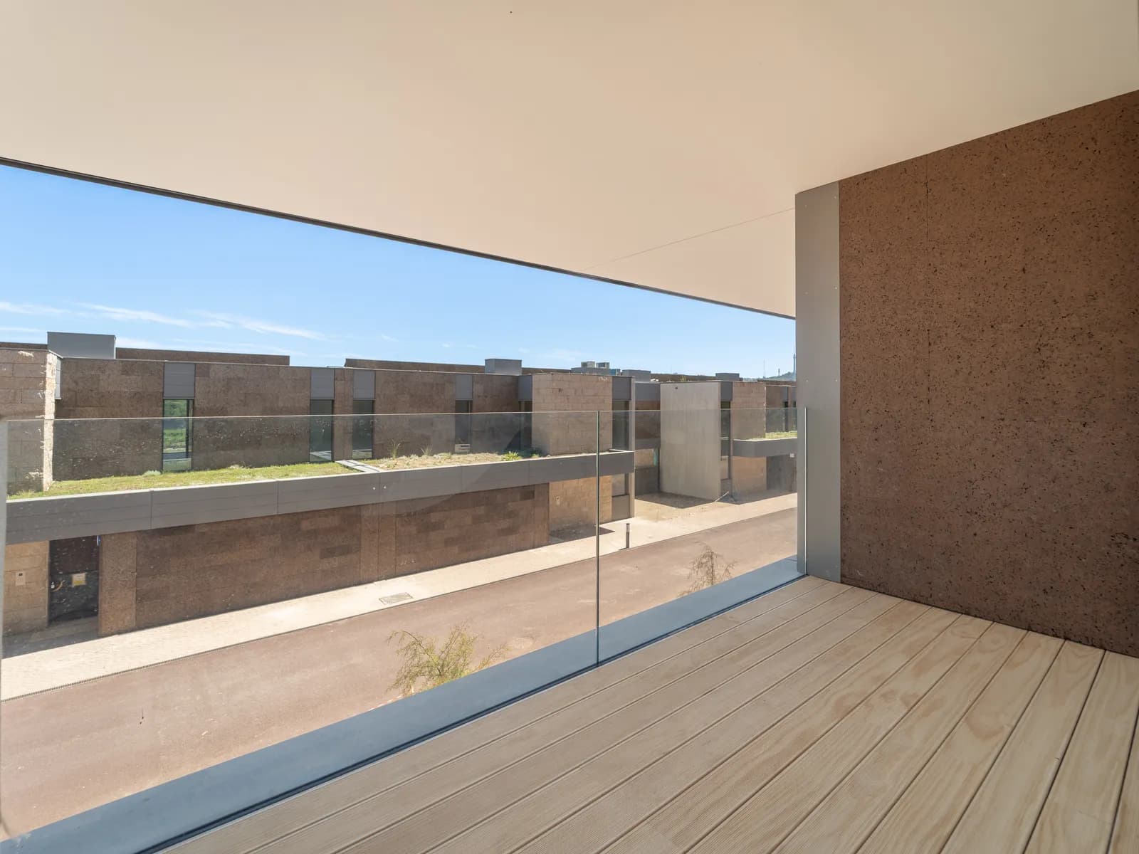 Aurios gallery photo 9