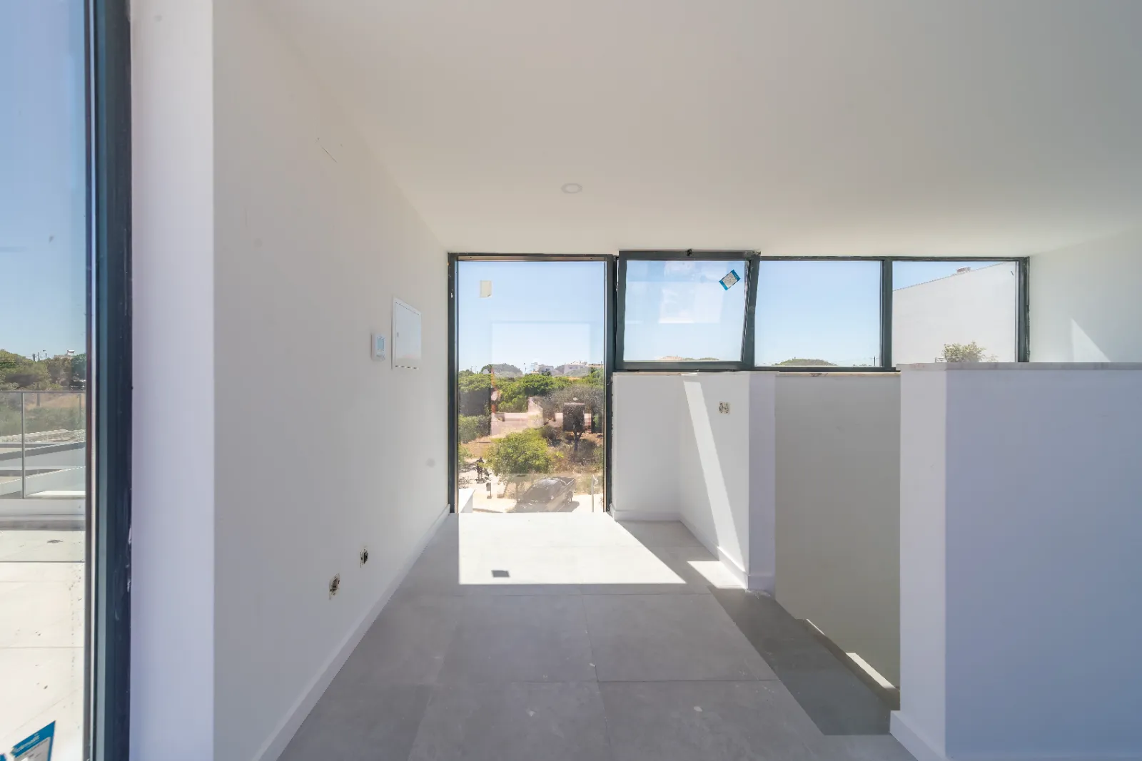 Moradia T3+1 Nova com Piscina Privada em Gambelas, Faro gallery 32