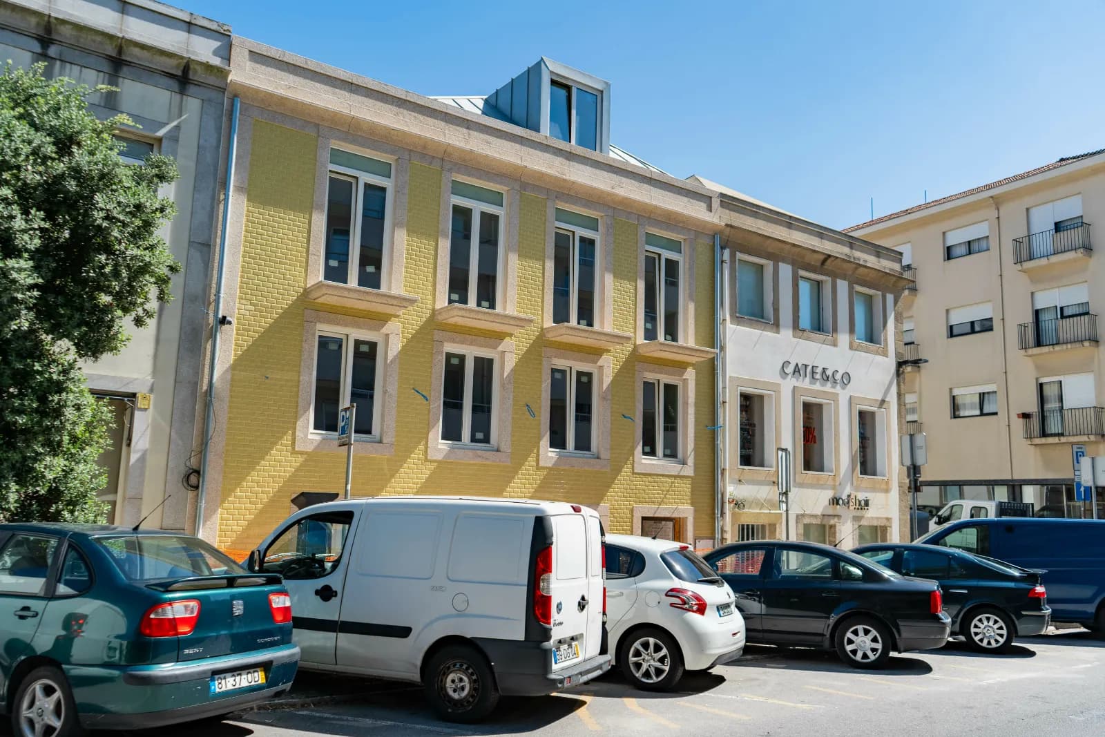 New flats in Foz, second row from the sea gallery photo 9
