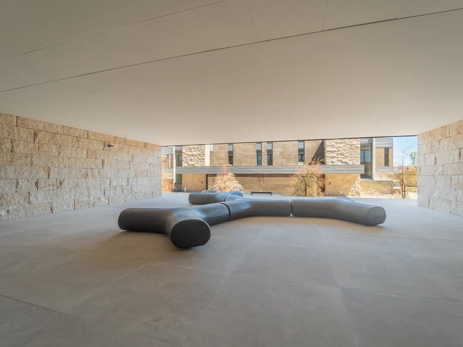 Aurios gallery photo 49