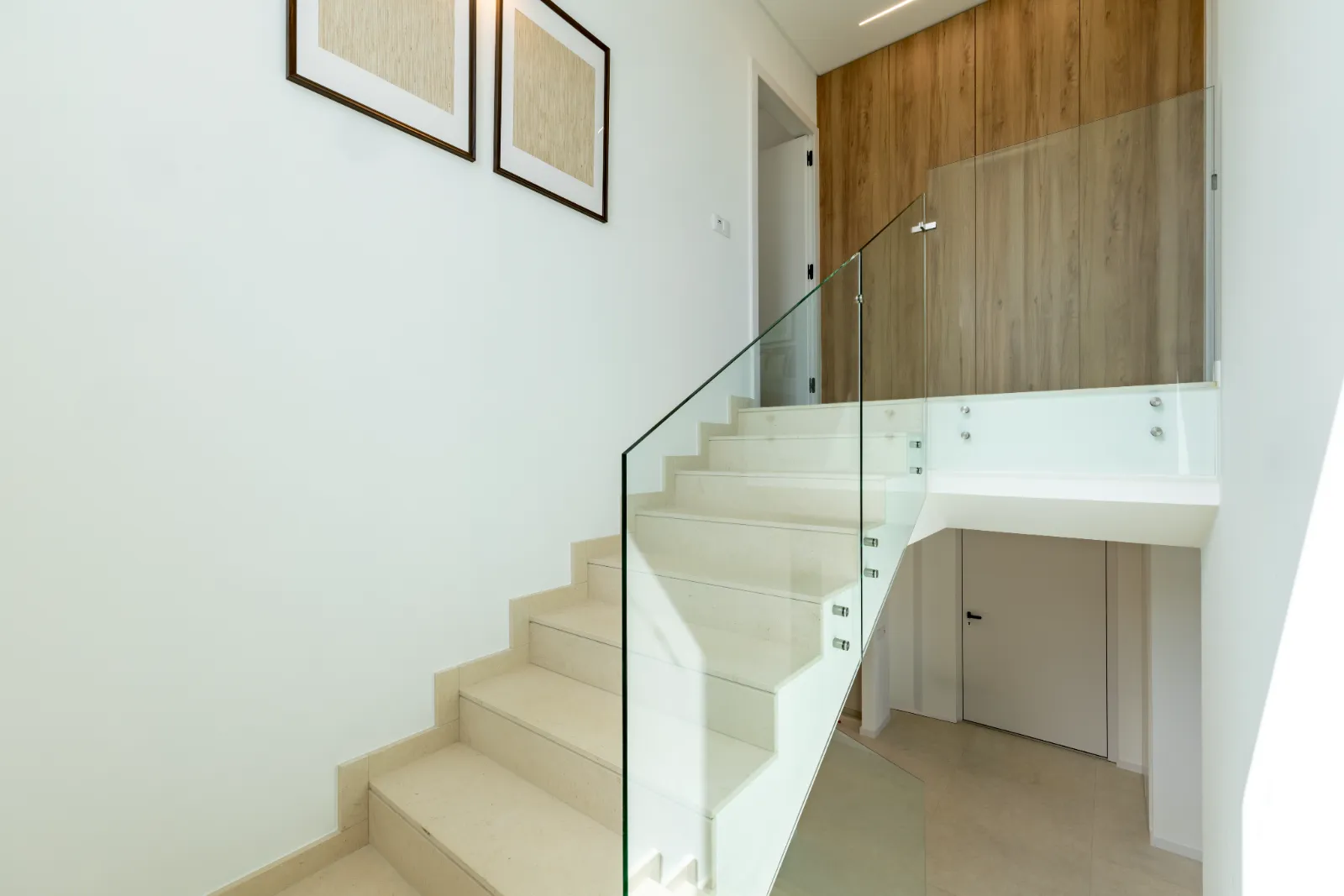 New 3-bedroom villa with private swimming pool between Vilamoura and the Algarve beaches gallery 23