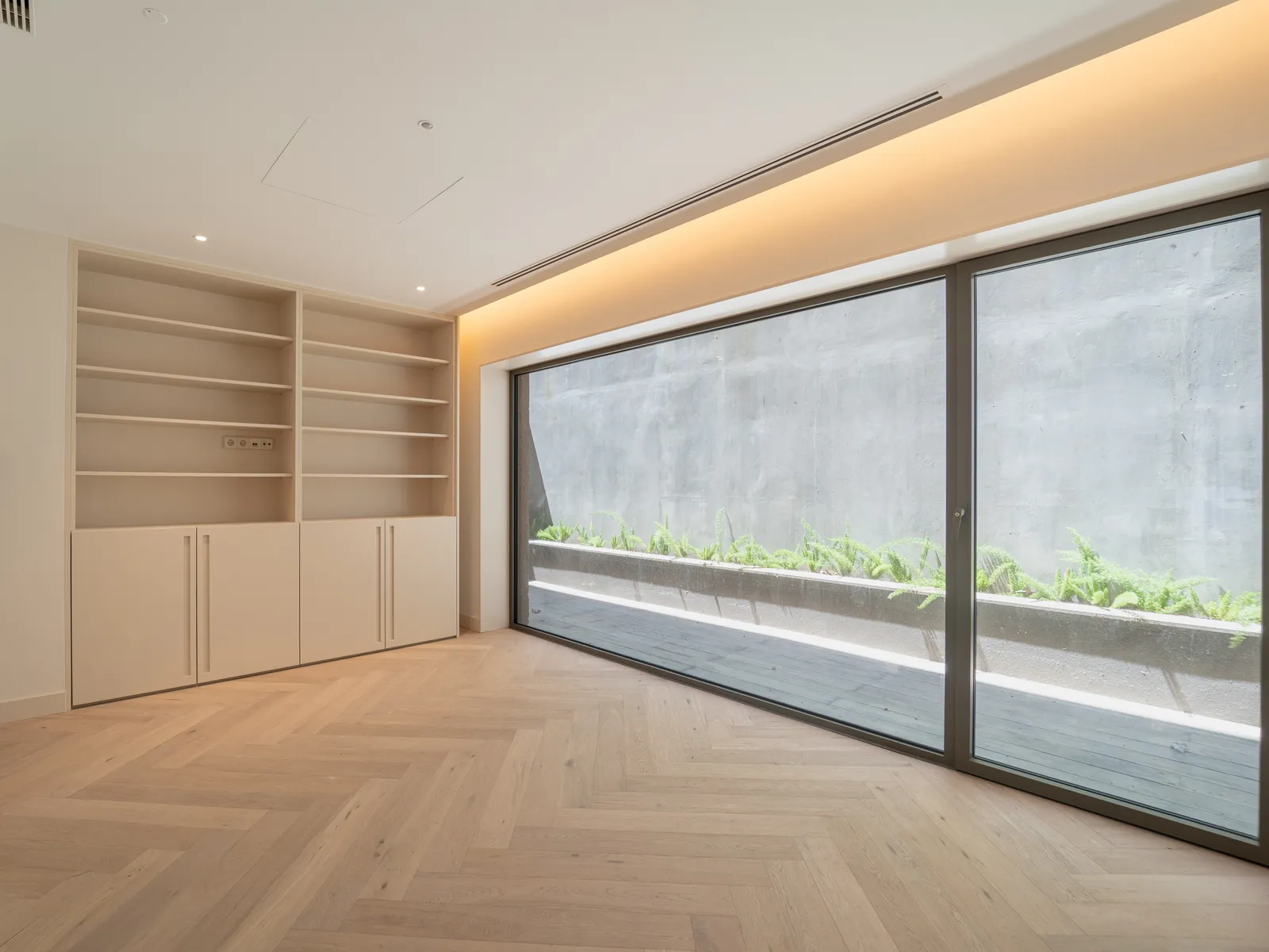 Aurios gallery photo 5
