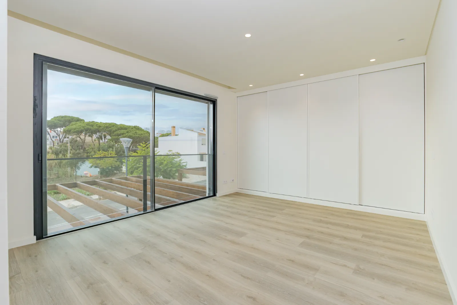 Fantástica Moradia Geminada com vista para a Ria Formosa gallery 34