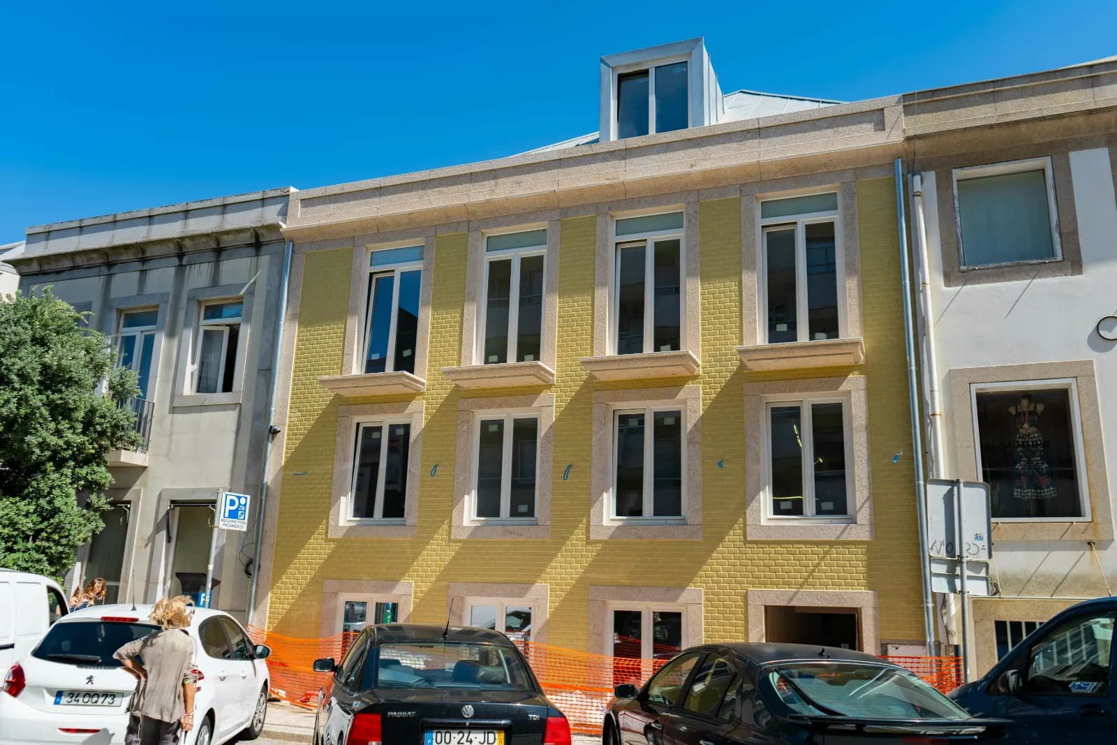 New flats in Foz, second row from the sea gallery photo 5