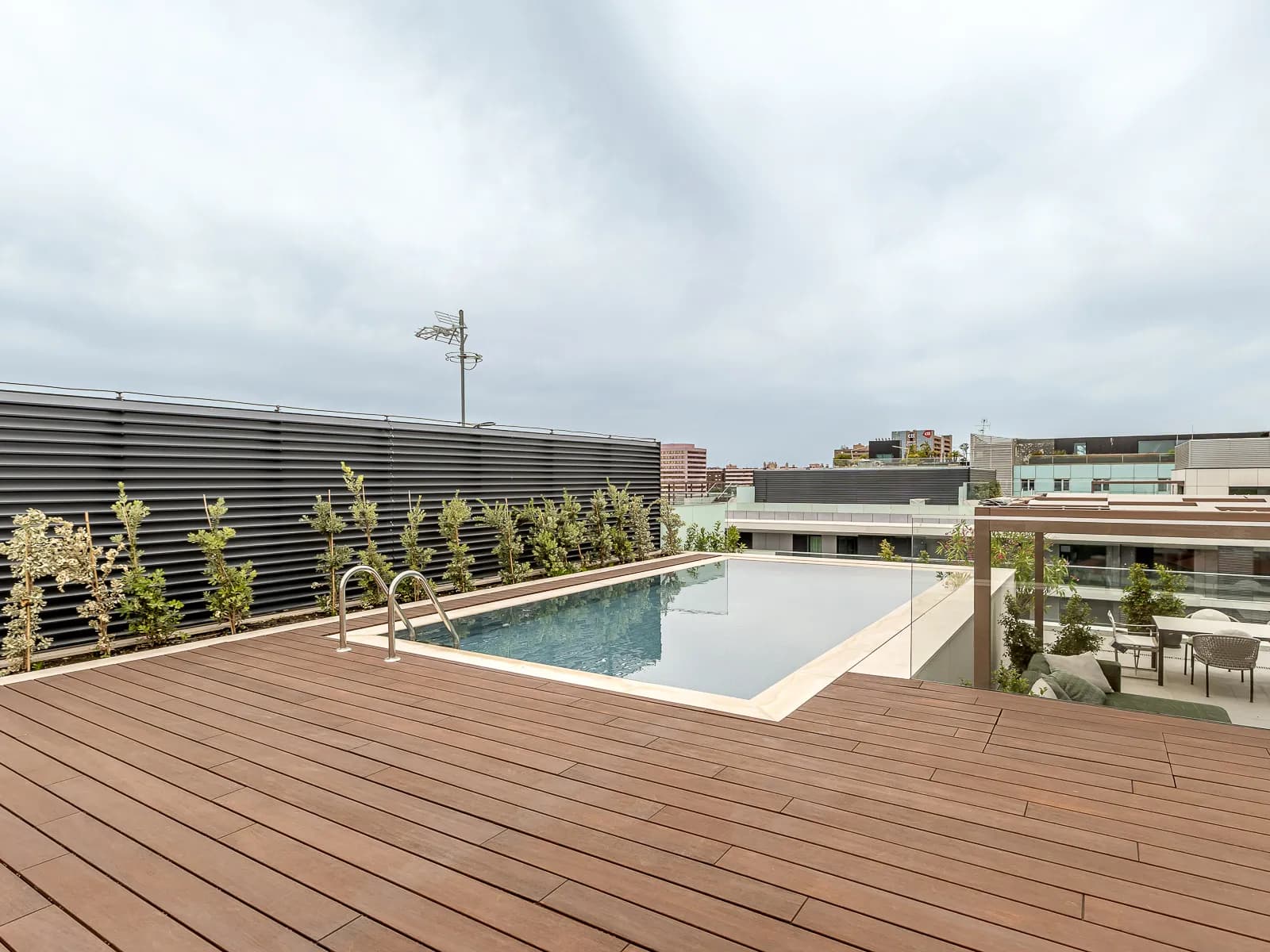 DUUO Skyline Collection gallery photo 44